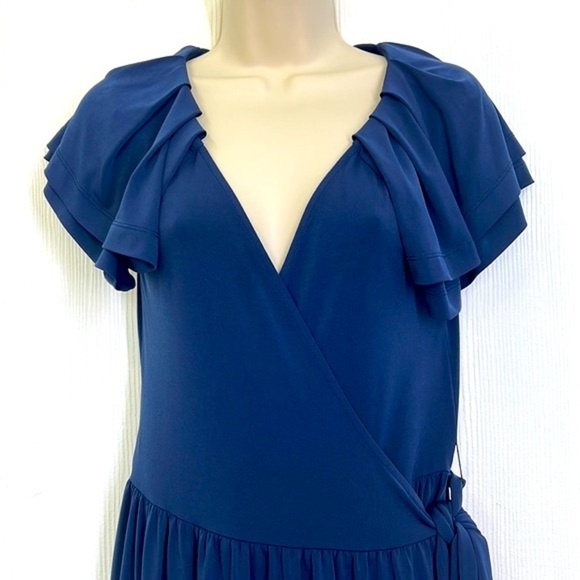 BCBGeneration - Navy Blue Stretch Wrap With Pleat Flutter Shoulders Dress Size M - Picture 3 of 13